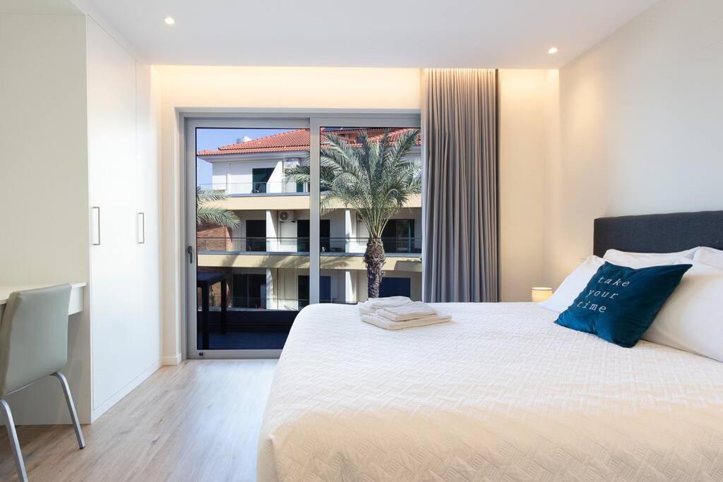 Luxury And Modern Apartment In Porto Moniz Center エクステリア 写真