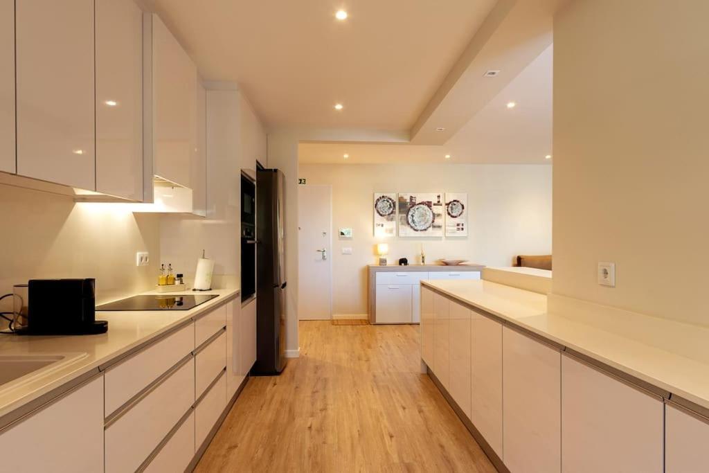 Luxury And Modern Apartment In Porto Moniz Center エクステリア 写真