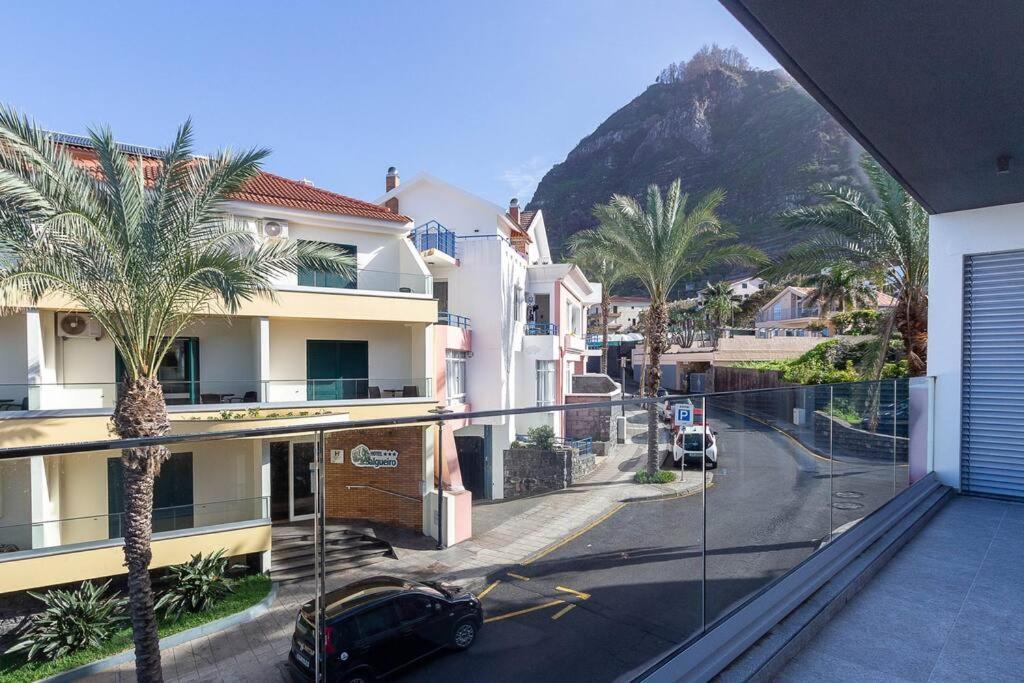 Luxury And Modern Apartment In Porto Moniz Center エクステリア 写真